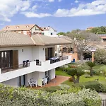 Casa Deffenu Vista Mare Porto Frailis بيت للعطل *