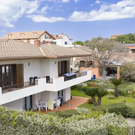 Casa Deffenu Vista Mare Porto Frailis Feriehus *