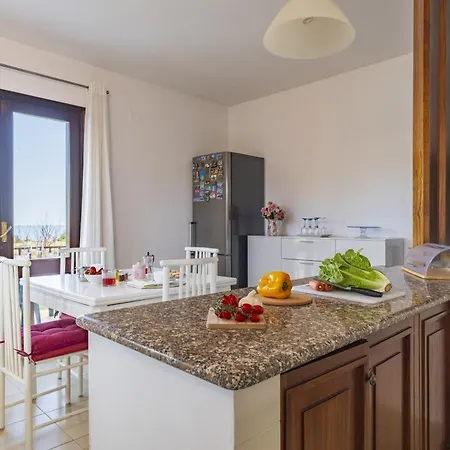 Casa Deffenu Vista Mare Porto Frailis *
