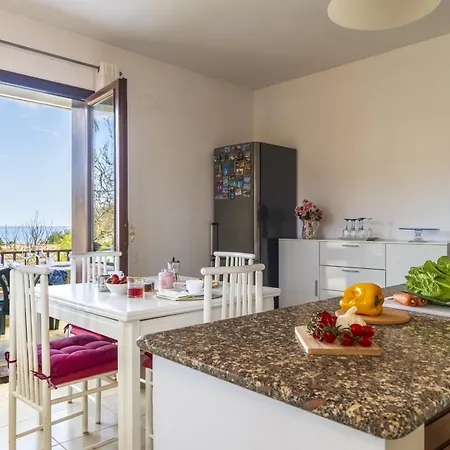Feriehus Casa Deffenu Vista Mare Porto Frailis Àrbatax