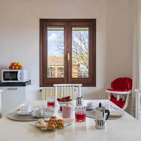 Feriehus Casa Deffenu Vista Mare Porto Frailis Àrbatax