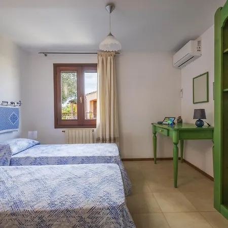 Casa Deffenu Vista Mare Porto Frailis Feriehus *