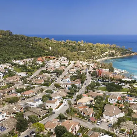 Casa Deffenu Vista Mare Porto Frailis Feriehus *